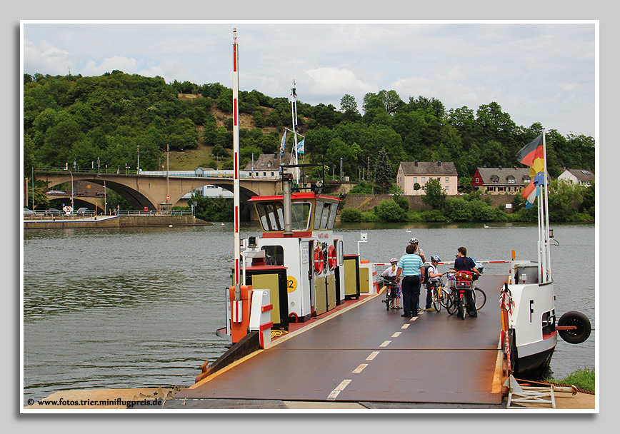 Fähranleger Oberbillig. Auch von Radfahrern wird die Fähre gerne genutzt.