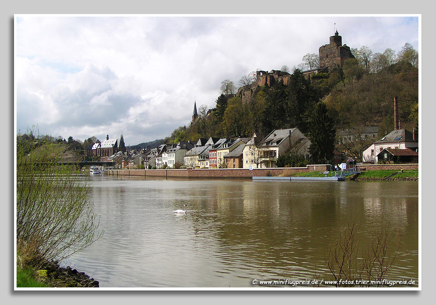 Die Saarburg über dier gleichnamigen Stadt