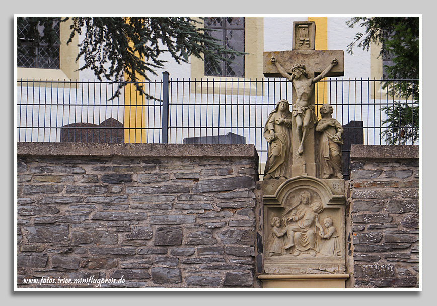 Bildstock in Kernscheid, eingelassen in der Friedhofsmauer