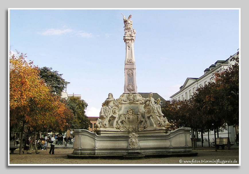 Trier: St. Georgsbrunnen am Kornmarkt